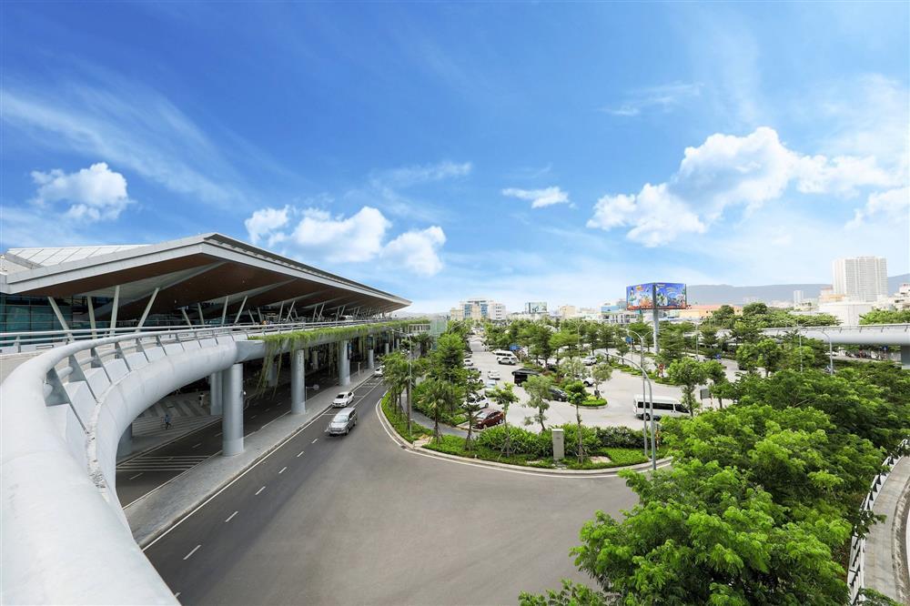 Nam hành khách để quên túi xách chứa hơn 300 triệu ở sân bay Đà Nẵng-1