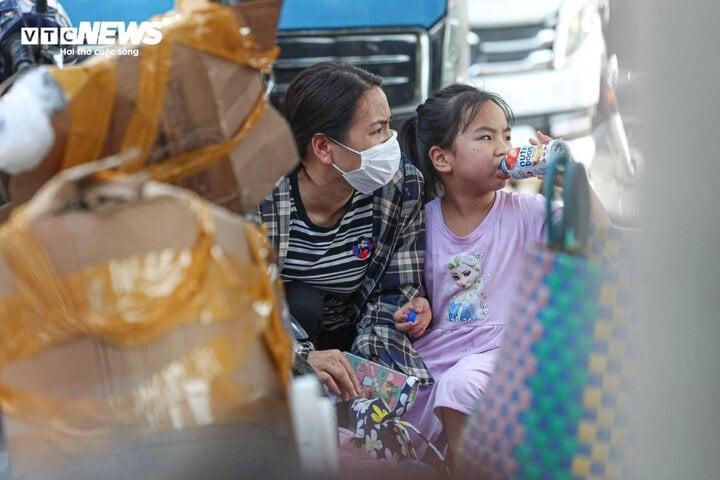 Dự báo thời tiết ngày mai 28/4: Nắng rát từ Bắc vào Nam-1