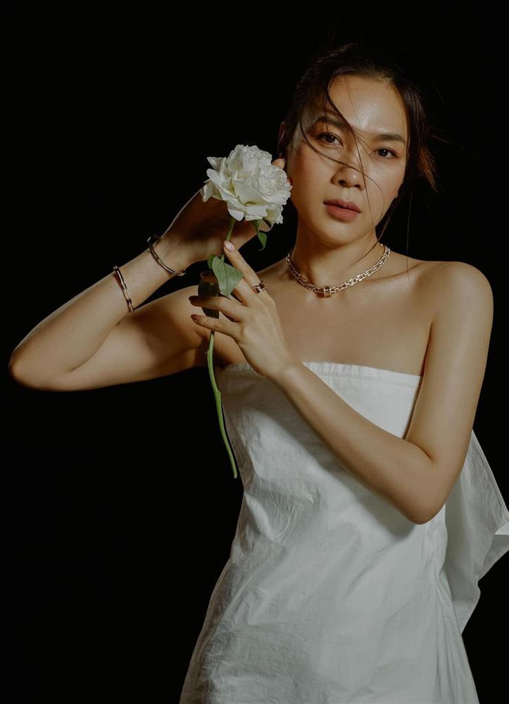 Mỹ Tâm hoá nàng thơ, gây sốt với nhan sắc không tuổi-1