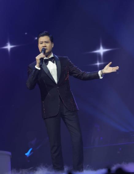 Tiết lộ đời tư ca sĩ Quang Dũng: Độc thân, giàu có ở tuổi U50, sống trong biệt thự 400m2 cùng mẹ-1