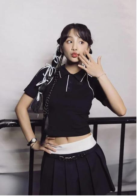 Nhan sắc hot girl sinh năm 2002 đóng Lật Mặt 7, visual bất bại trước cam thường-3