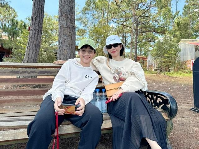 Loạt sao Việt lên núi, xuống biển tránh nóng-1