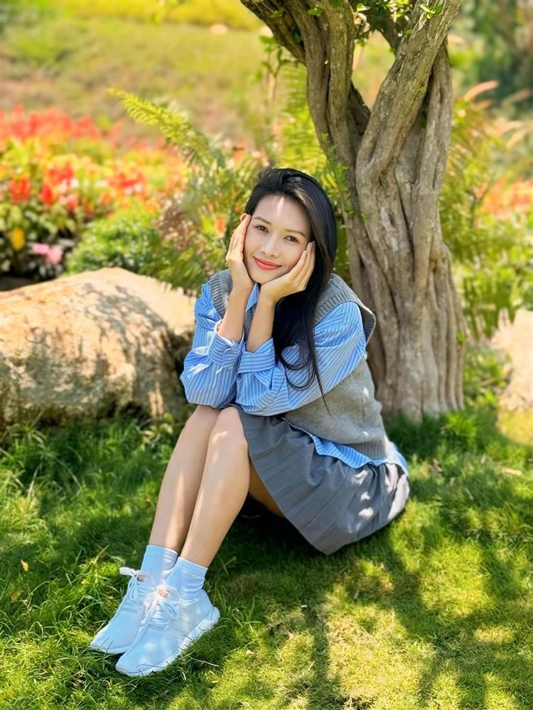 Loạt sao Việt lên núi, xuống biển tránh nóng-4