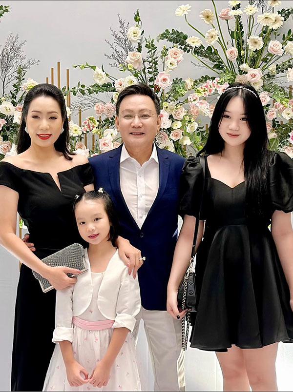 Nhan sắc tuổi đôi mươi nổi bật của ái nữ nhà sao Việt, được ủng hộ nối nghiệp bố mẹ-8