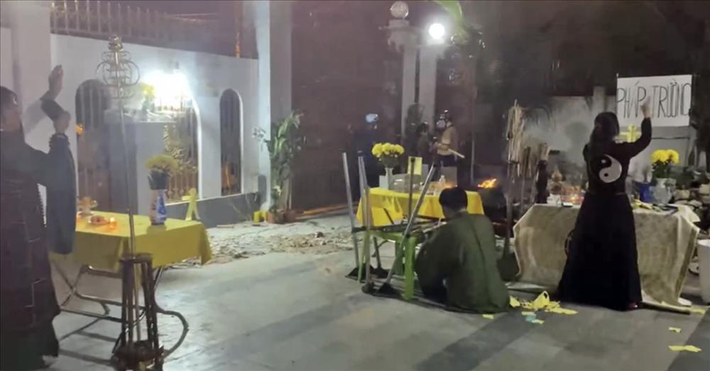 Nghi vấn người phụ nữ bị bạo hành thậm tệ: Gia đình chồng gọi là yêu quái, bị đánh đập, hành hạ, ép uống nước lau nhà, nước thải-2