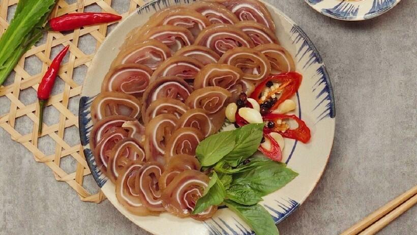 Cách làm tai heo ngâm nước mắm chua ngọt giòn sần sật siêu ngon-1