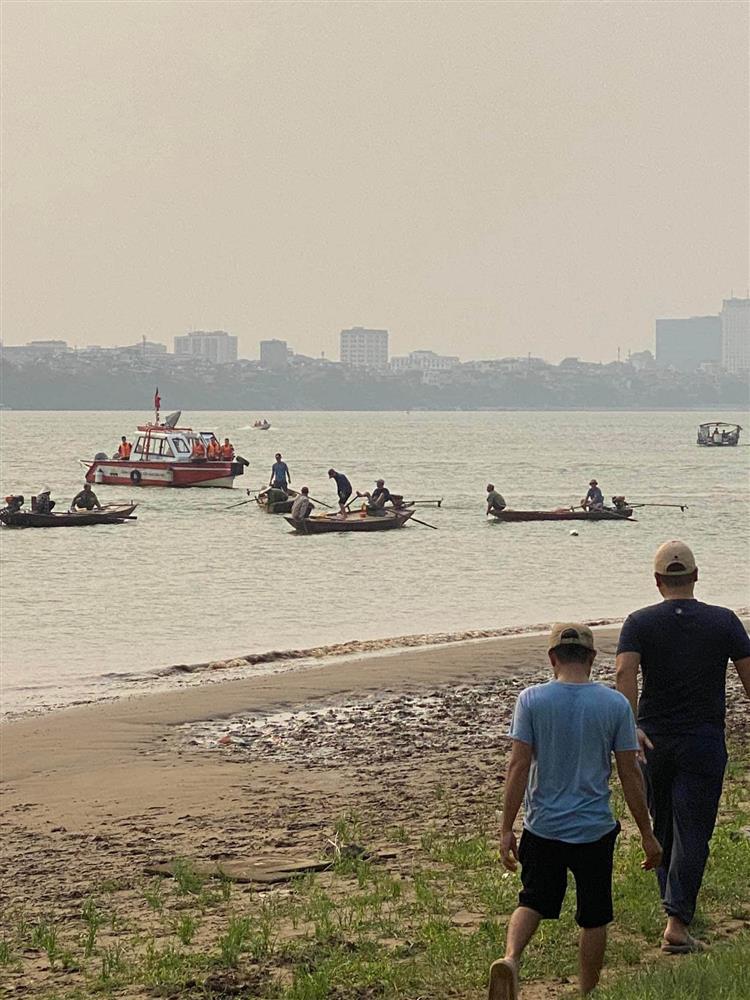 Hà Nội: Ra sông Hồng tắm mát, 2 học sinh đuối nước thương tâm-1
