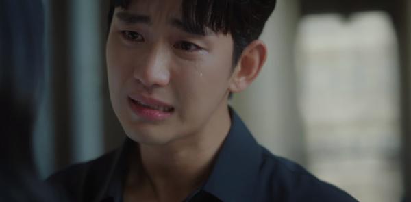 Queen of Tears: Nhan sắc Kim Ji Won gánh còng lưng những giọt nước mắt thừa thãi của Kim Soo Hyun-4