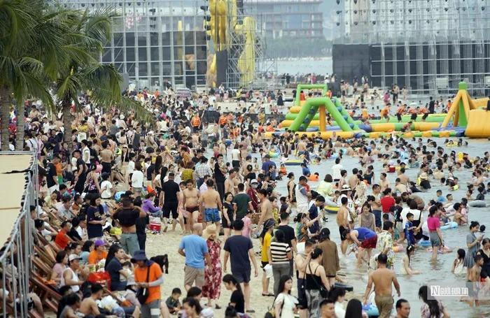 Các khu du lịch biển ở Hải Phòng và Quảng Ninh thất thủ dịp nghỉ lễ-1