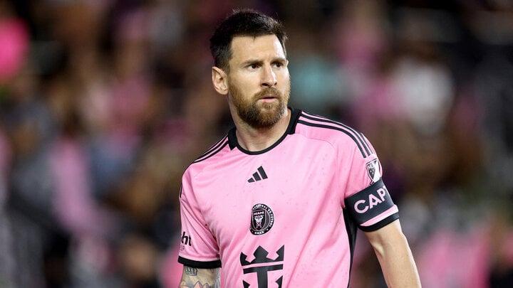 Lionel Messi kiếm được bao nhiêu tiền?-2