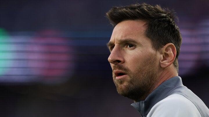 Lionel Messi kiếm được bao nhiêu tiền?-3