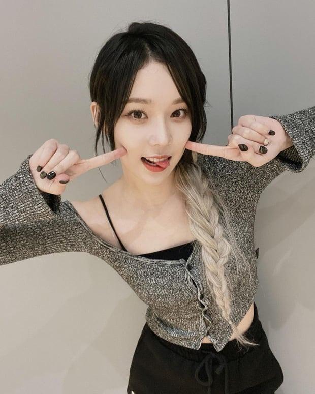 Kiểu tóc tết điệu đà, ngọt ngào là hottrend của GenZ năm 2024-7