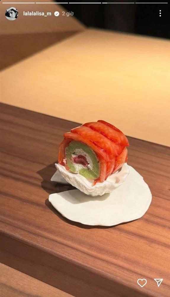 Bắt gọn Lisa hẹn hò bạn trai tỷ phú ở nhà hàng 3 sao Michelin, tấm lưng gợi cảm chiếm sạch spotlight-3