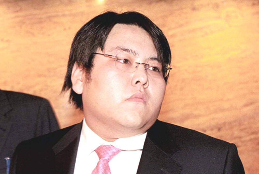 Đại gia vung hơn 1.000 tỷ đồng để ly hôn, phá nát sản nghiệp của cha-1