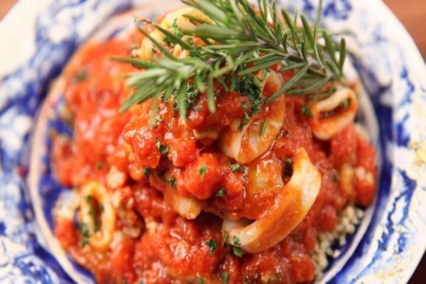 Cà chua rất tốt nhưng nấu chín hay uống nước ép tốt hơn?-2