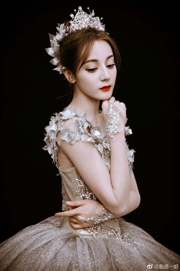 Đúng thứ Bảy 4/5/2024, 3 con giáp kiếm tiền đầy túi khiến gia đình được thơm lây-1