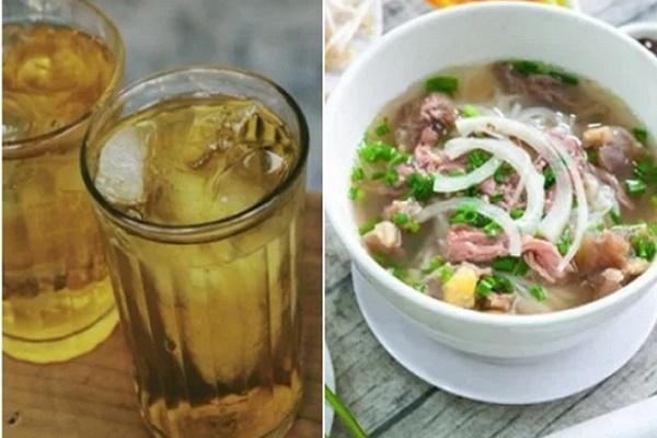 Ngâm đũa vào lọ giấm trước khi ăn, vị khách khiến nhiều người phẫn nộ-2