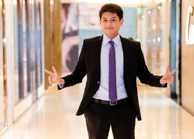 Thiếu gia nhà tỷ phú nổi nhất nhì Việt Nam có vẻ ngoài điển trai như diễn viên: 23 tuổi làm Phó tổng giám đốc, sang chảnh như hoàng tử-1