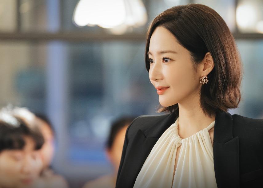 Tôi bán 2 chỉ vàng cho vợ đi họp lớp để cô ấy không cần cúi đầu trước bạn bè-1