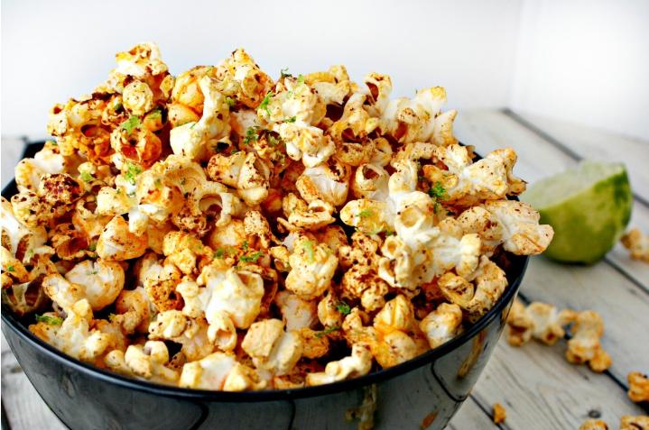 Giữ dáng tại nơi làm việc: 3 lời khuyên của chuyên gia để tránh tăng cân khi làm việc tại văn phòng-4