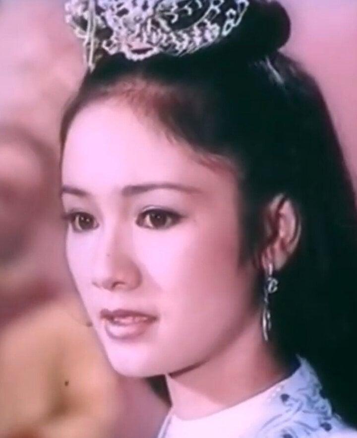 Nhan sắc NSND Thu Hà năm 20 tuổi đánh bại mọi mỹ nhân-1