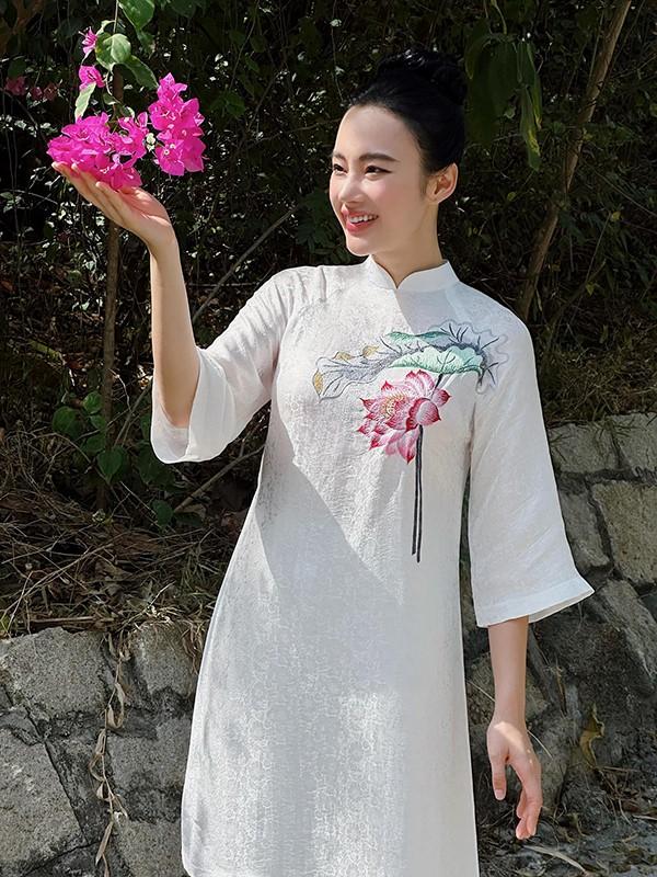 Bà mẹ nhí Angela Phương Trinh: Từ diễn viên nhỏ tuổi nổi tiếng giờ ra sao sau nhiều lùm xùm đời tư?-7