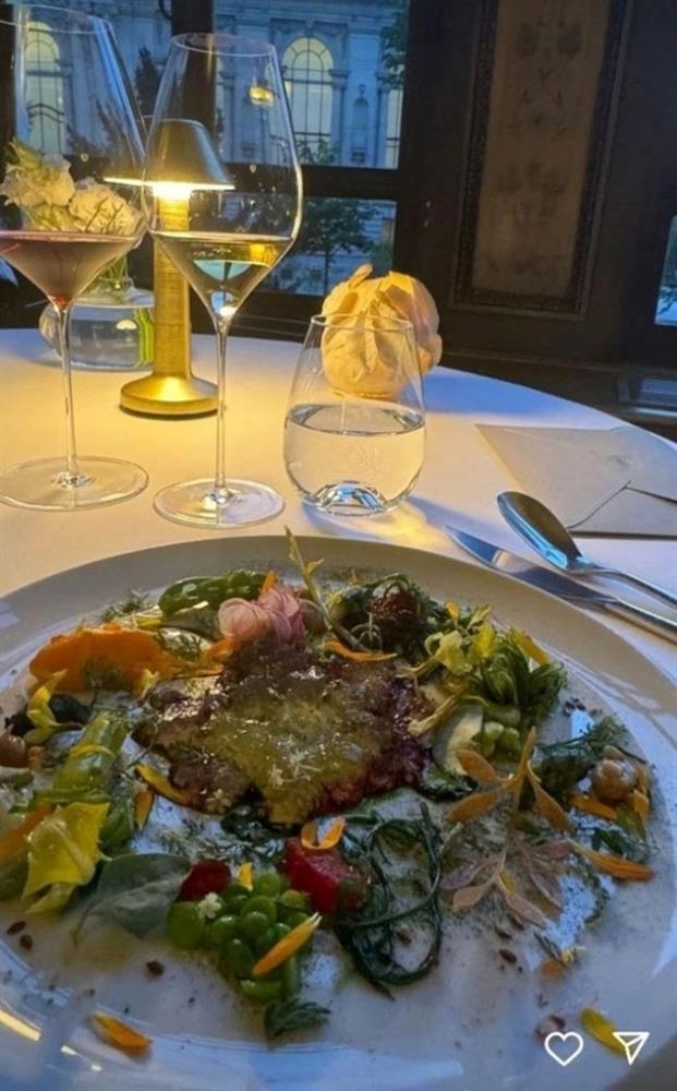 Lisa (Blackpink) ngầm xác nhận chuyện tình cảm với bạn trai tỉ phú-5