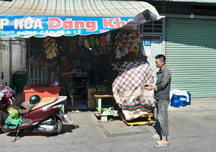 Lời khai của 2 đối tượng trộm xe máy của nam shipper cùng 81 đơn hàng-3