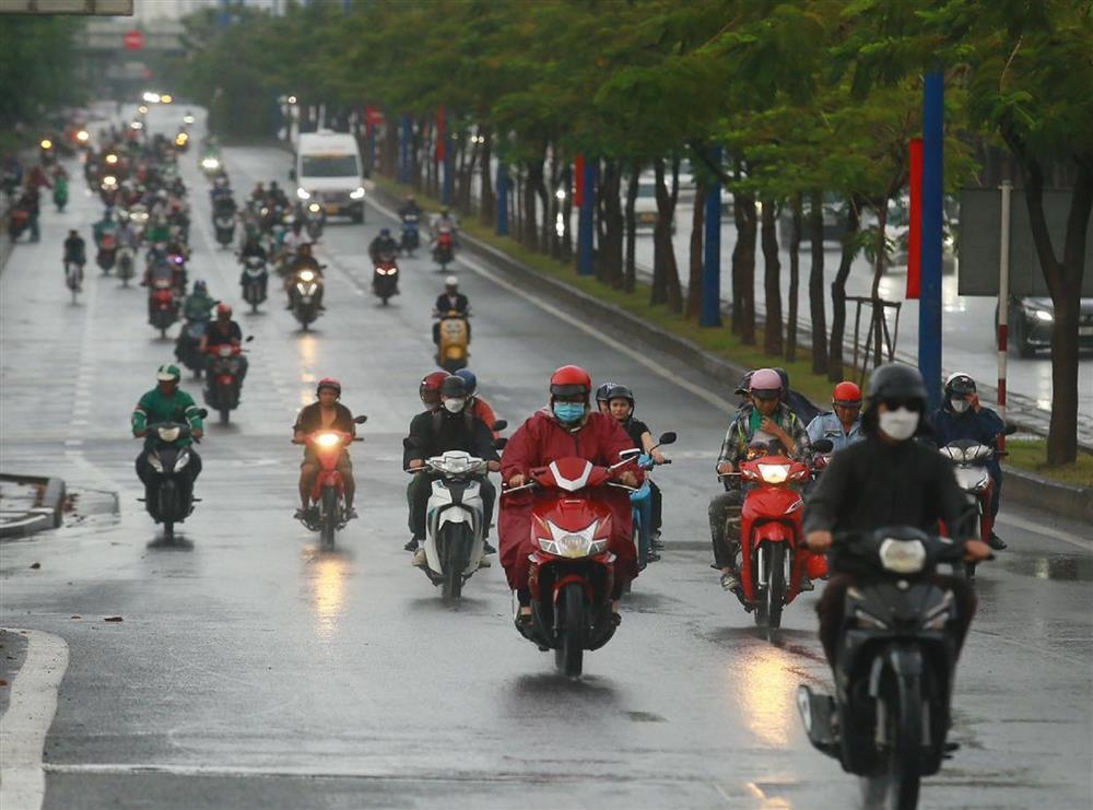 TP.HCM có mưa vàng giải nhiệt ở nhiều nơi, sắp qua cao điểm nắng nóng-2