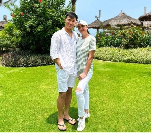 Mẹ vợ cầu thủ Việt: Mặt trẻ măng, U50 body vẫn lấn át giới trẻ-4