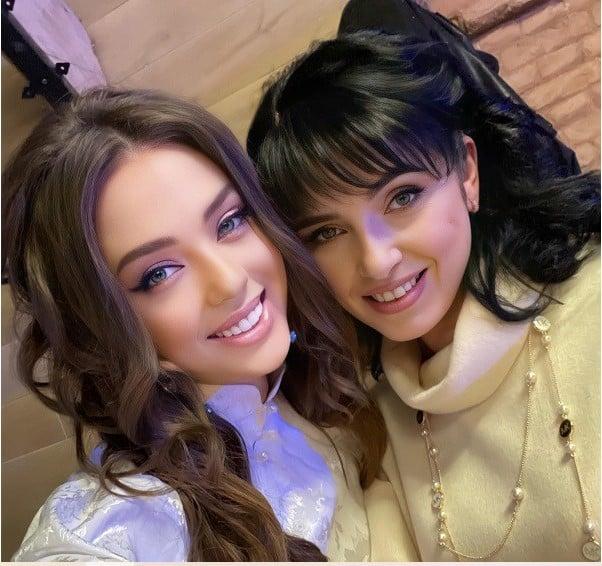 Mẹ vợ cầu thủ Việt: Mặt trẻ măng, U50 body vẫn lấn át giới trẻ-5