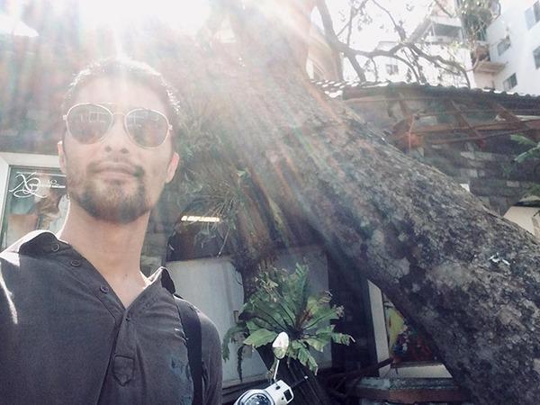 Johnny Trí Nguyễn 17 năm sau Dòng Máu Anh Hùng: Vẻ ngoài tuổi 50 xuống sắc, chưa làm đám cưới với bạn gái-5