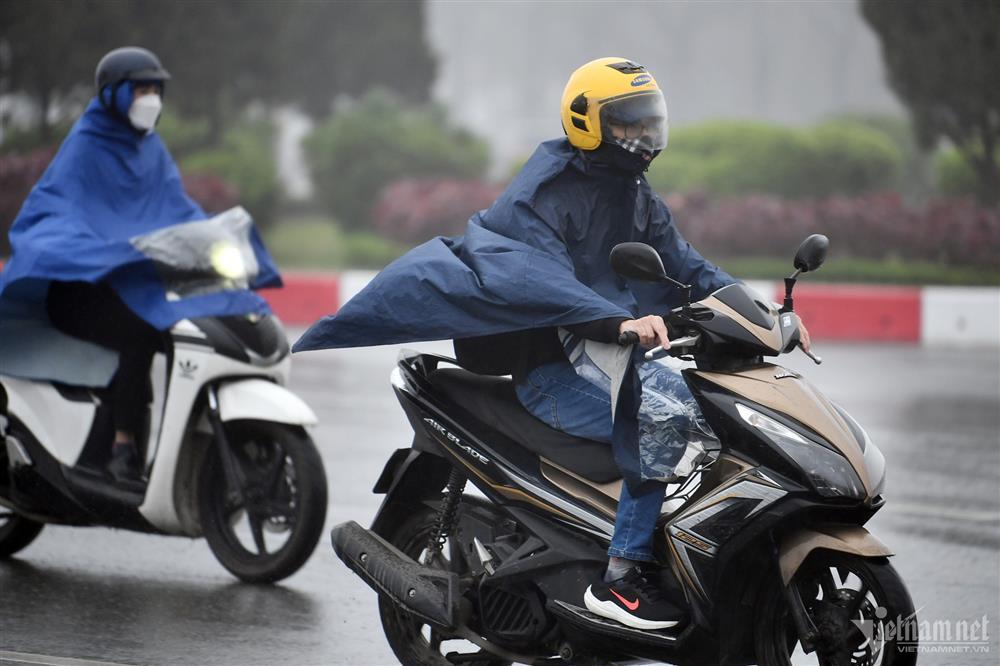 Miền Bắc mưa liên tiếp trước khi nắng nóng trở lại-1