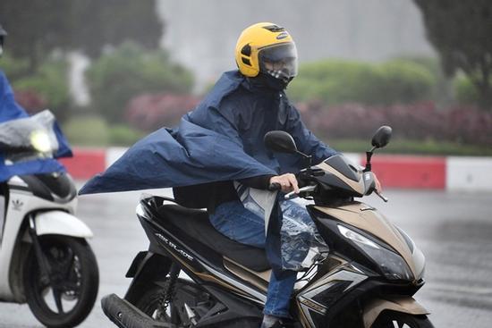 Miền Bắc mưa liên tiếp trước khi nắng nóng trở lại