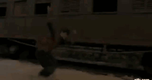 Bộ phim Việt chết yểu, nhà sản xuất vỡ nợ, điêu đứng-5