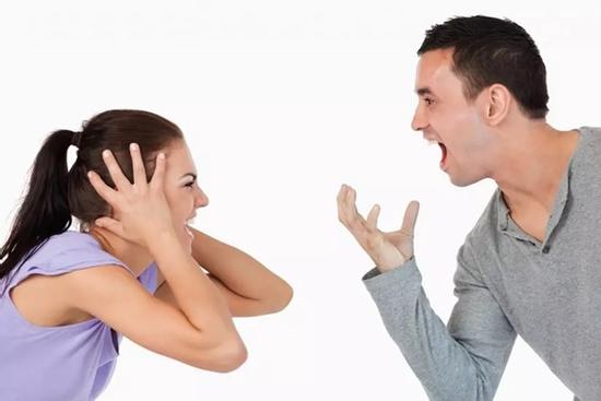 Đưa bạn thân đi đánh ghen cùng, người vợ về ám ảnh suốt cả tháng