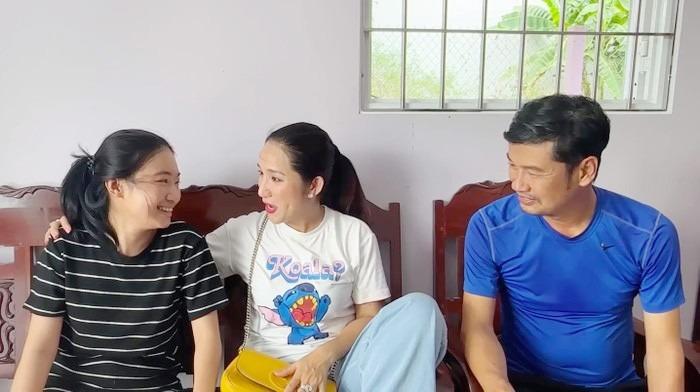 Căn nhà độc đáo của nam nghệ sĩ đình đám có vợ kém 26 tuổi-4