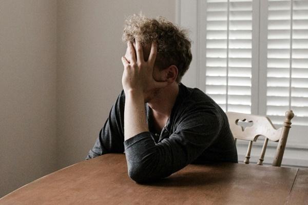 Vụ đánh ghen có hình ảnh phản cảm xôn xao mạng xã hội: Xử lý người đăng clip-2