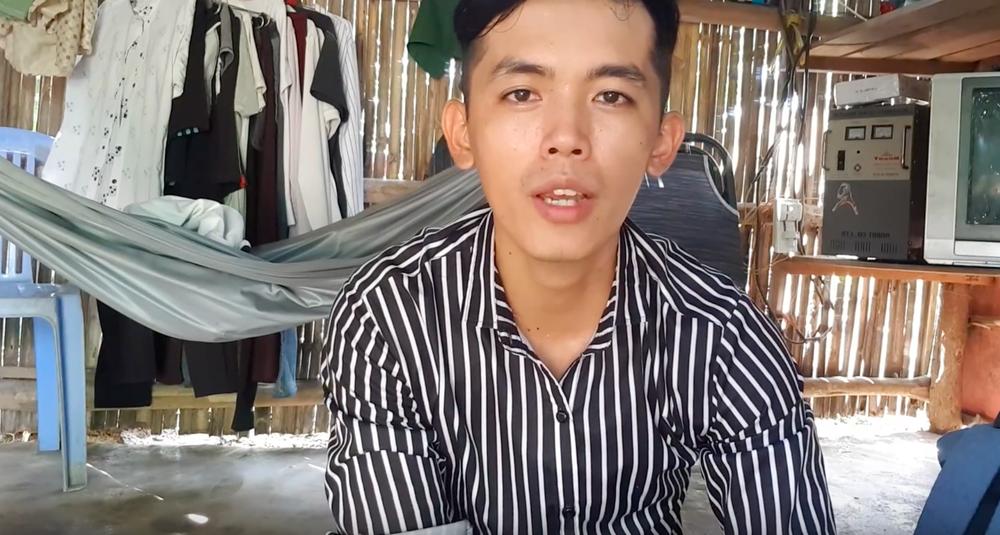 YouTuber nghèo nhất Việt Nam từ phụ hồ đổi đời nhờ clip đồng quê triệu view, cuộc sống hiện tại ra sao?-1