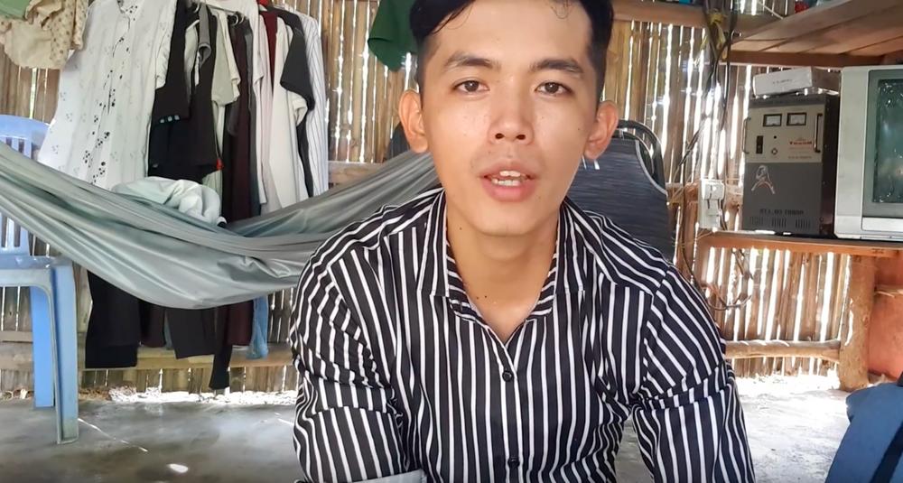YouTuber nghèo nhất Việt Nam từ phụ hồ đổi đời nhờ clip đồng quê triệu view, cuộc sống hiện tại ra sao?-1