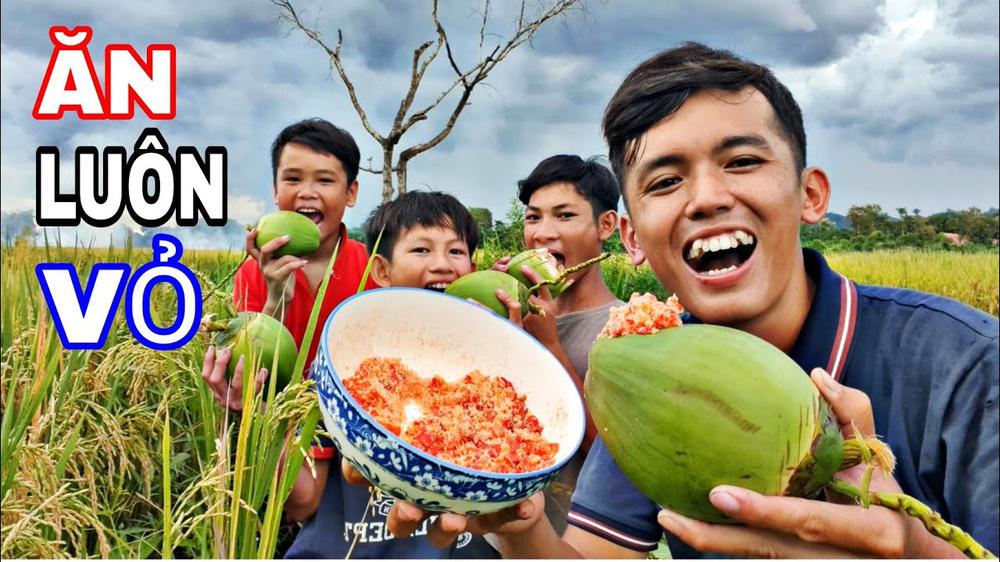 YouTuber nghèo nhất Việt Nam từ phụ hồ đổi đời nhờ clip đồng quê triệu view, cuộc sống hiện tại ra sao?-6