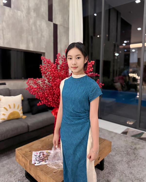 Con gái 12 tuổi của Lý Hải, đạo diễn phim Lật Mặt: Phổng phao, thừa hưởng nét đẹp từ mẹ-2
