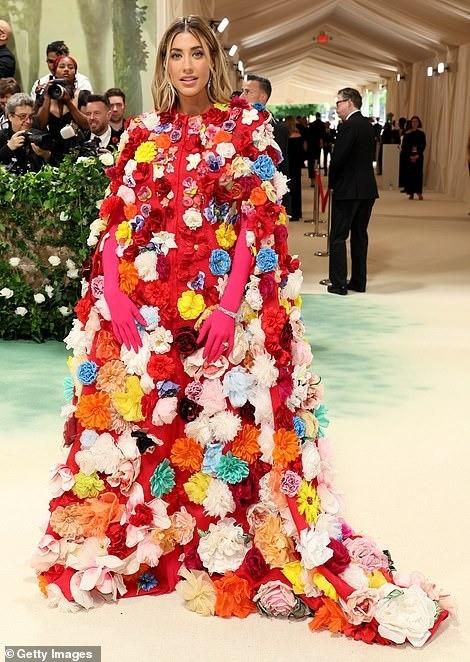 Bộ váy thảm họa tại Met Gala 2024-6