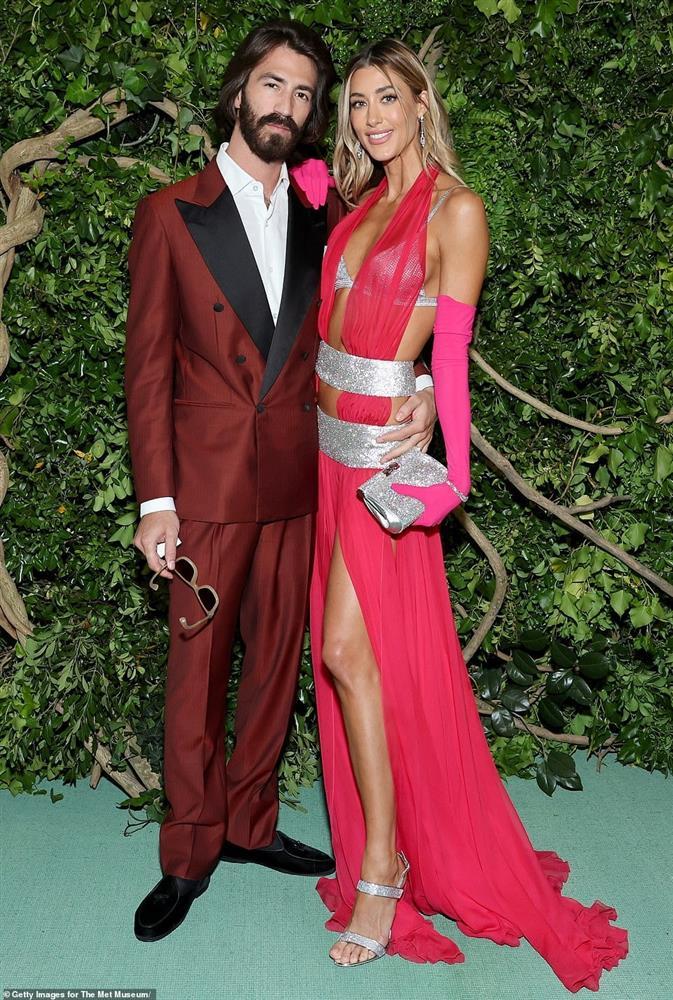 Bộ váy thảm họa tại Met Gala 2024-7