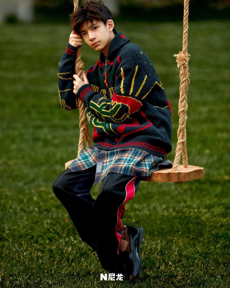 Quý tử của nàng Chúc Anh Đài lớn phổng phao, tuổi 15 đã bộc lộ thần thái ngôi sao-8