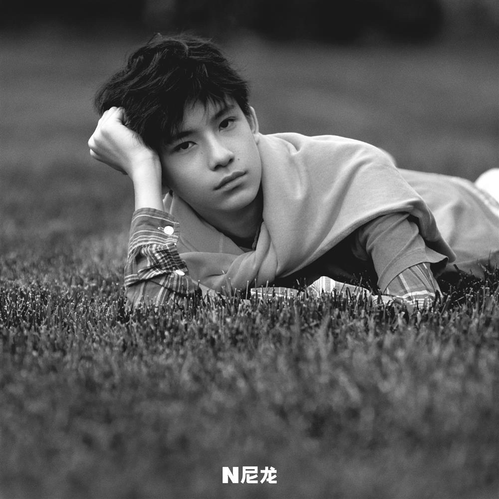 Quý tử của nàng Chúc Anh Đài lớn phổng phao, tuổi 15 đã bộc lộ thần thái ngôi sao-9