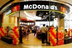 McDonald's Việt Nam xin lỗi vì quảng cáo 'kém duyên'