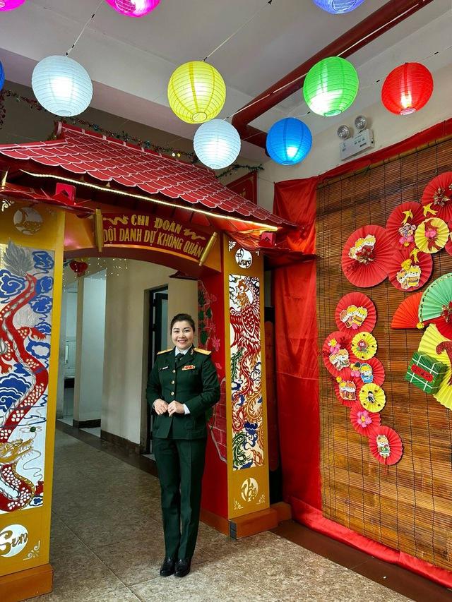 Hé lộ chủ nhân giọng đọc đi vào lòng người ở lễ diễu binh, diễu hành kỷ niệm chiến thắng Điện Biên Phủ-4