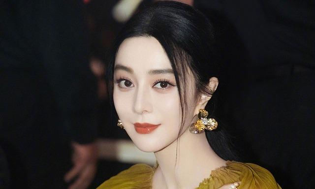 Loạt ngôi sao sống sót sau bê bối gây sốc-4