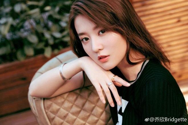 Người yêu cũ Dương Dương sau 10 năm vẫn trẻ đẹp bất ngờ, cuộc sống giàu sang khó ai sánh bằng-14